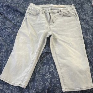 DKNY Jeans grey jean Bermuda shorts size 8